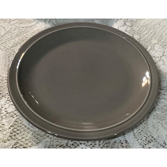 Godinger Gatherings Gray Salad Plates Set of 4 8.75” - Picture 7 of 8